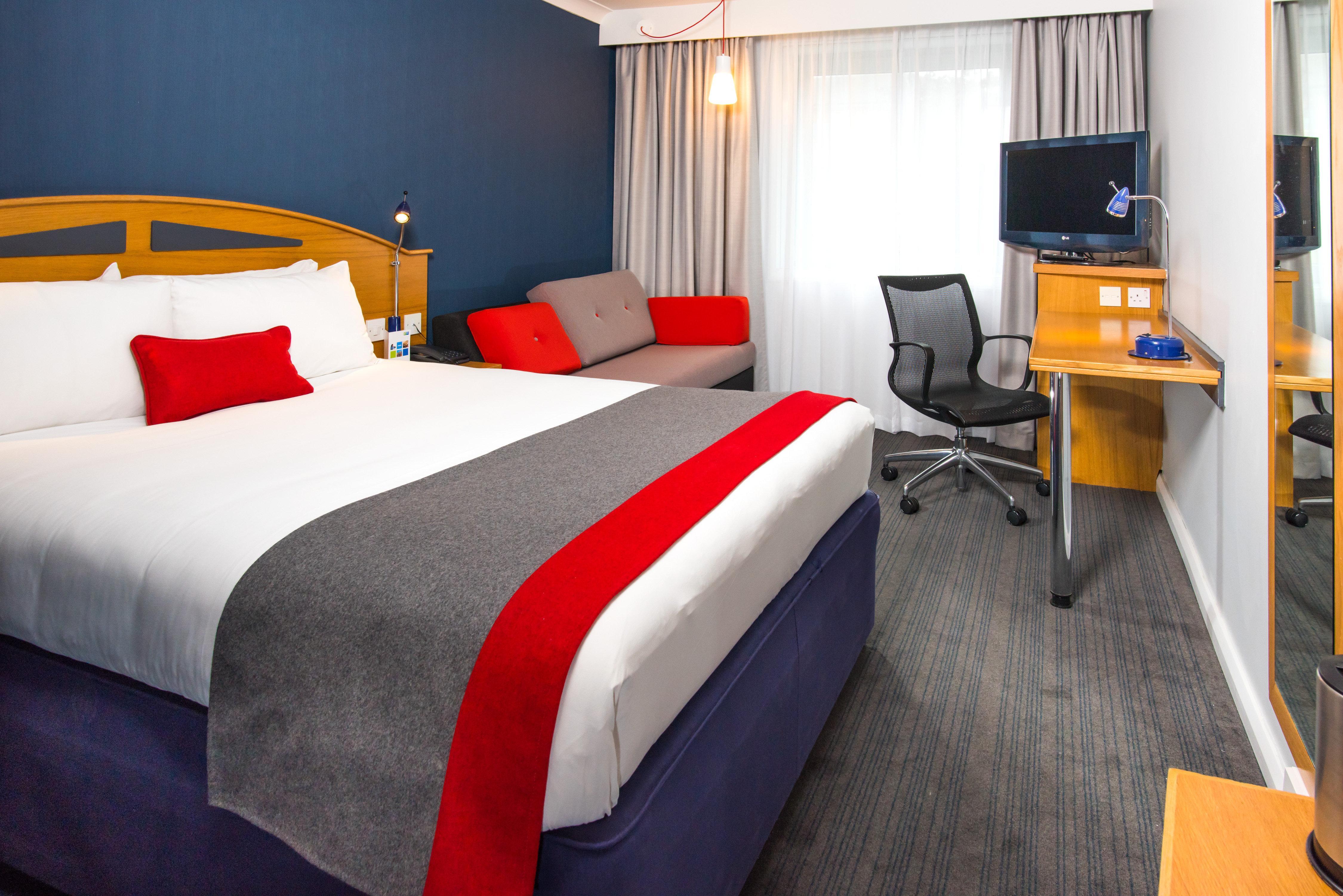 Holiday Inn Express East Midlands Airport By Ihg Castle Donington Buitenkant foto