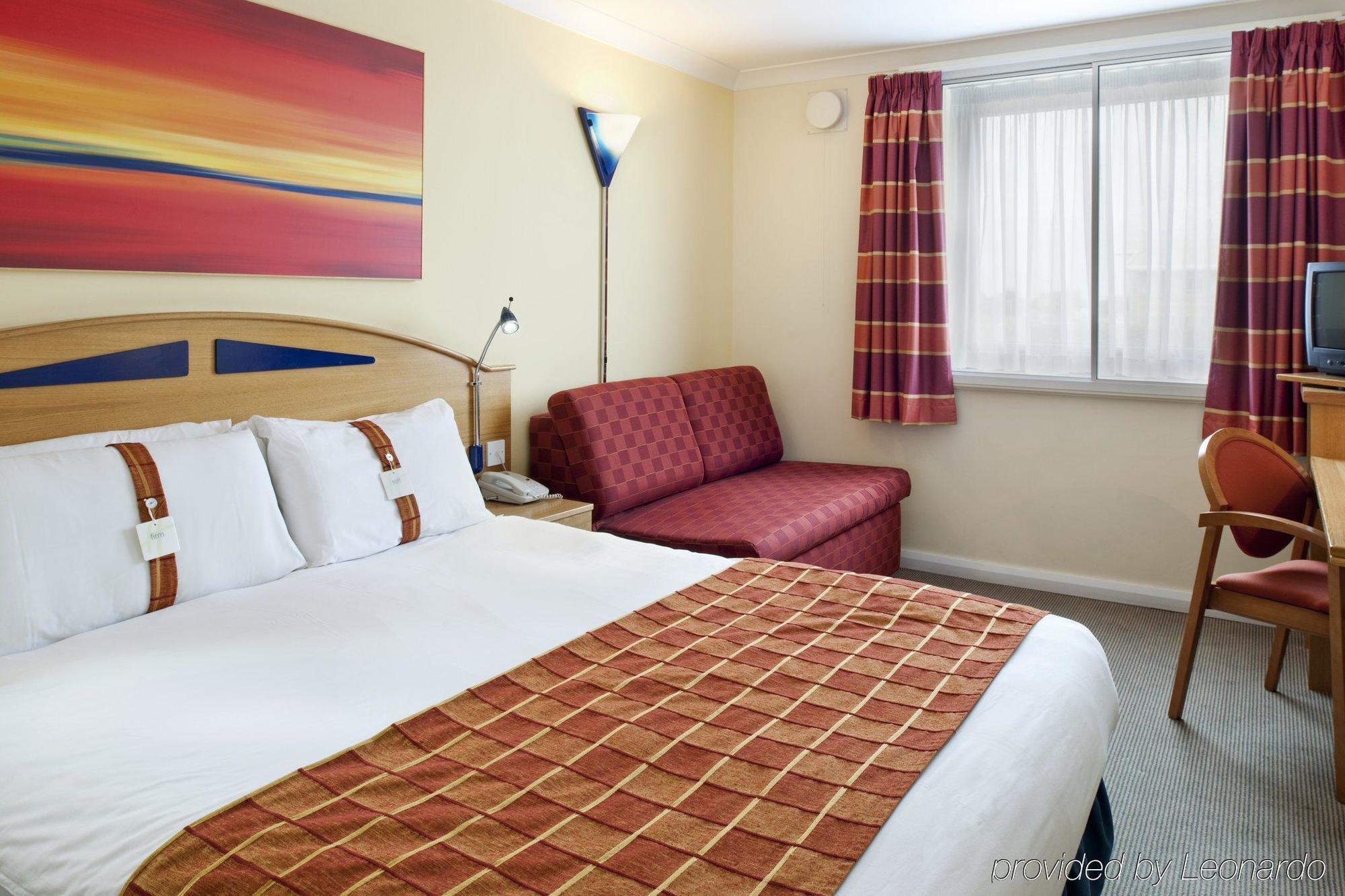 Holiday Inn Express East Midlands Airport By Ihg Castle Donington Kamer foto